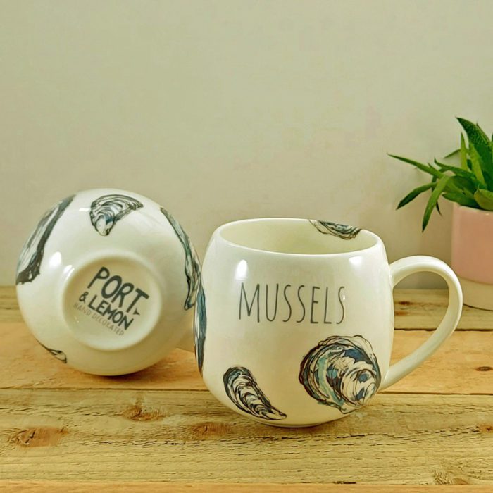 Mussels Hand Decorated Bone China Mug - Image 3