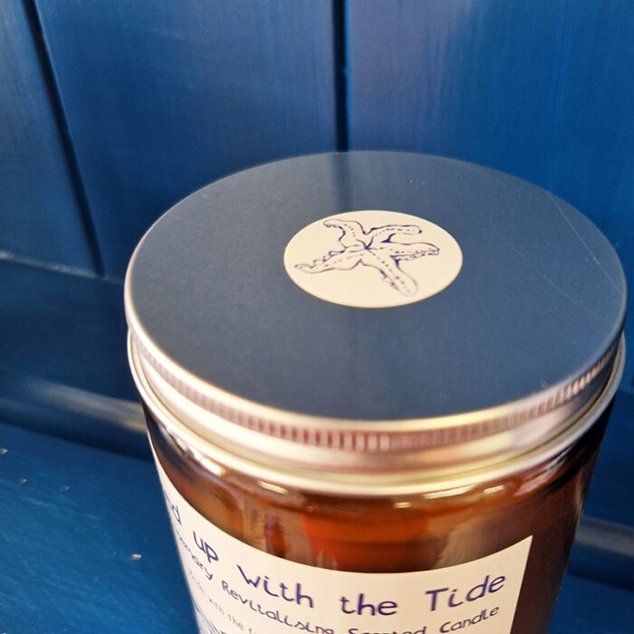 Washed up with the Tide Rosemary Revitalising Scented Candle - Image 4